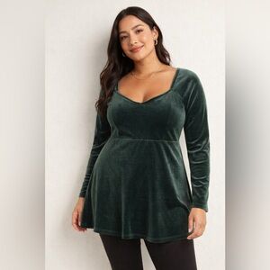 Old Navy Green Velvet Babydoll Tunic Top – Long Sleeve – Size Large – NWT